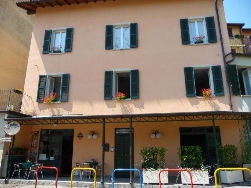 Da Laura Bed & Breakfast Brunate Exterior foto